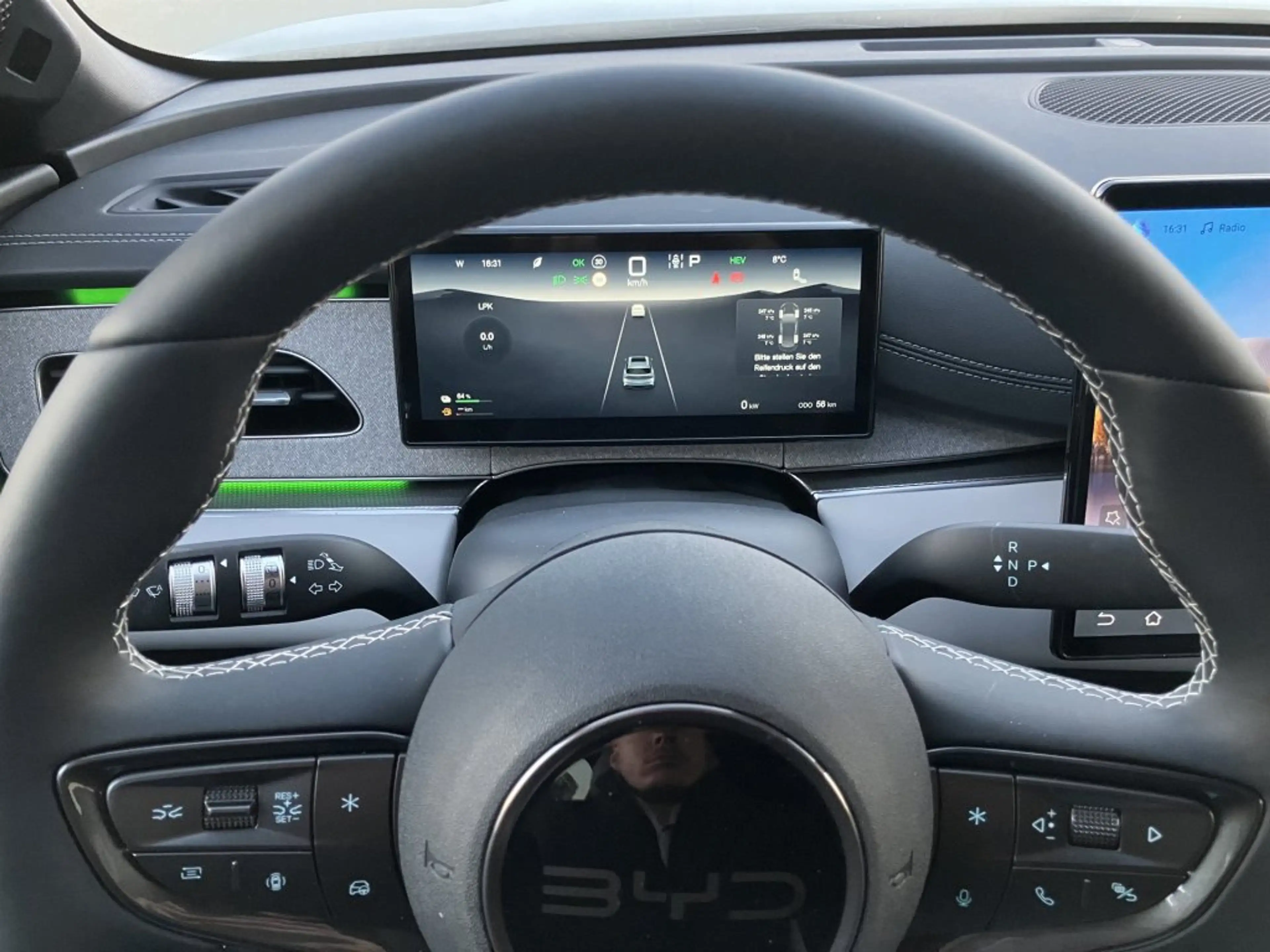 BYD Seal 6 DM-i Touring Comfort — photo 11