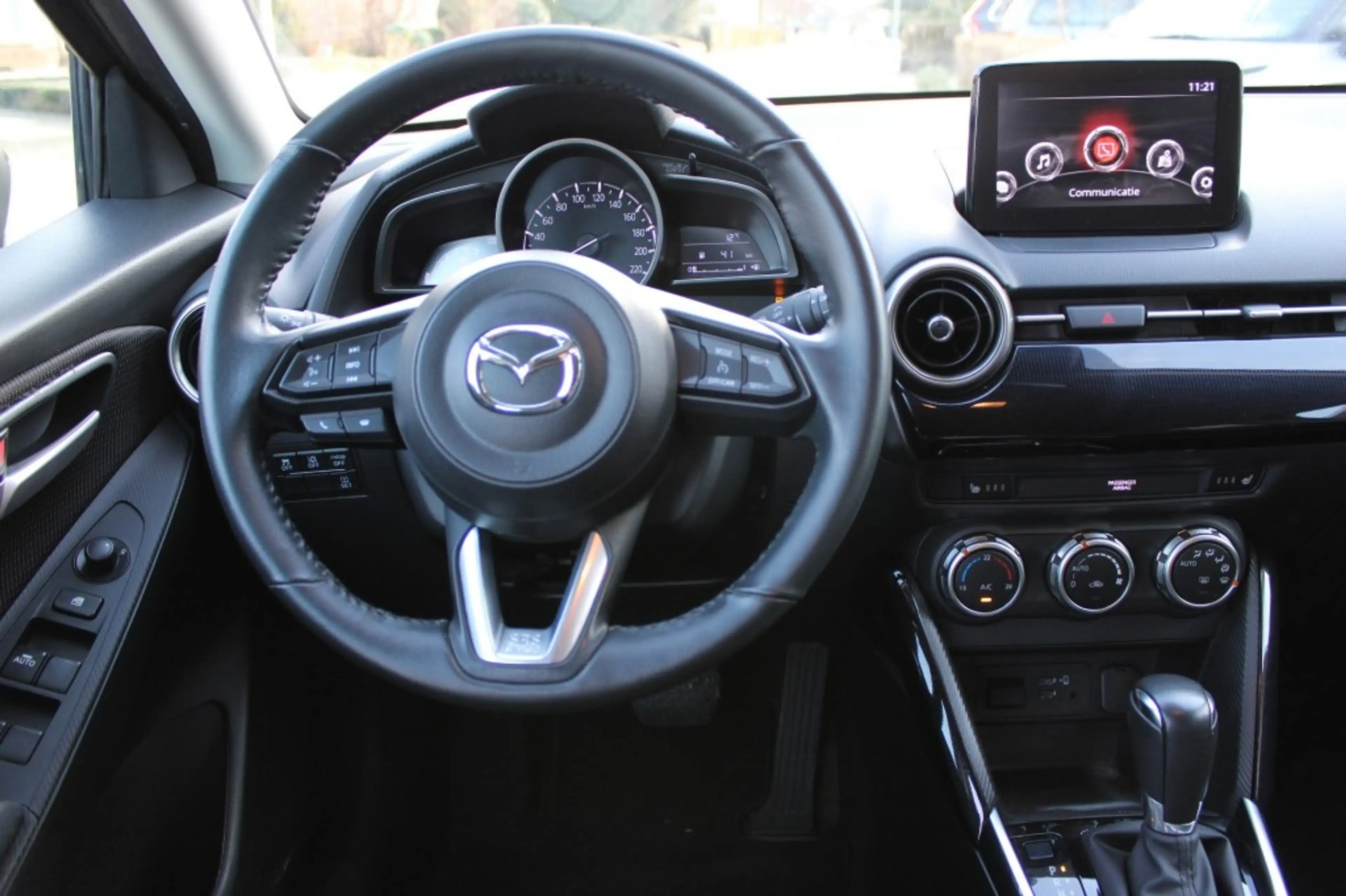 Mazda 2 1.5 SKYACT-G COMFORT / Rijklaarprijs — photo 8