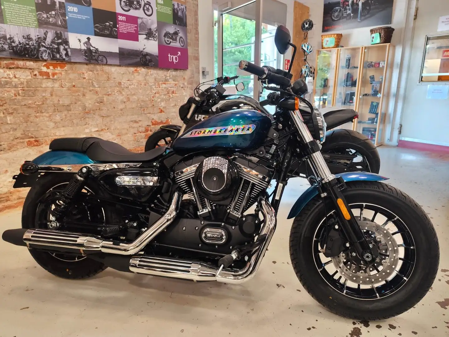 SWM Stormbreaker V 1200 Bobber Zelená - 1