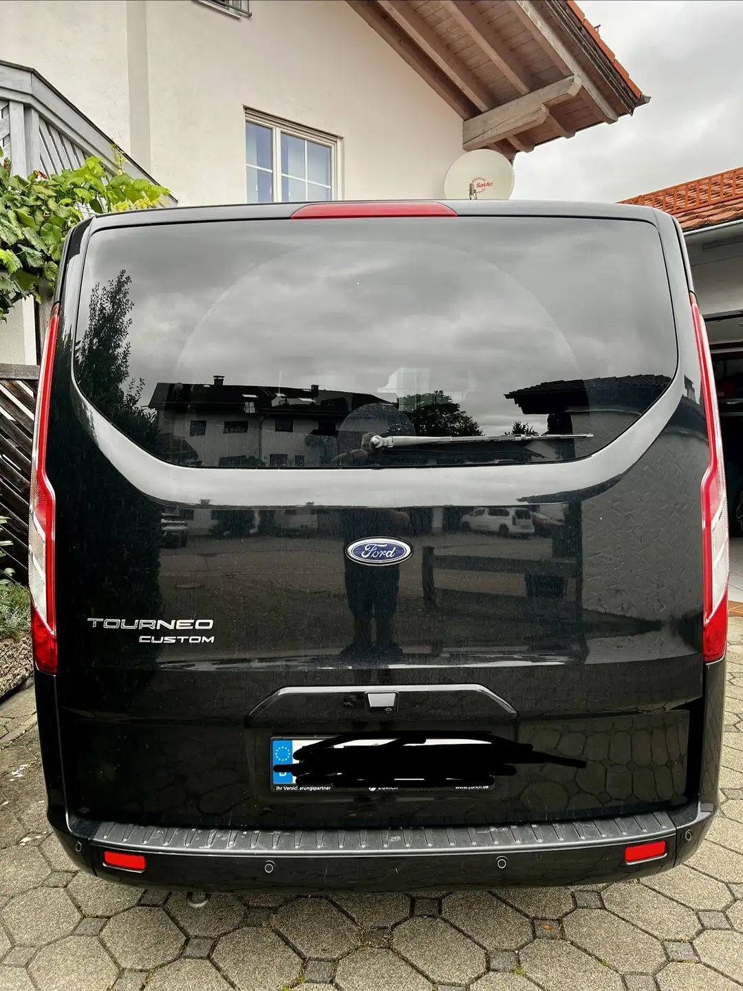 포드 Tourneo Custom 2.0 TDCi 2020 블랙 사진 5