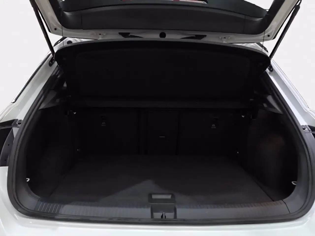 Volkswagen T-Roc 2.0 tdi r-line 115cv 11