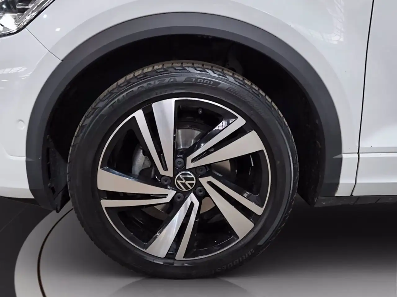 Volkswagen T-Roc 2.0 tdi r-line 115cv 17