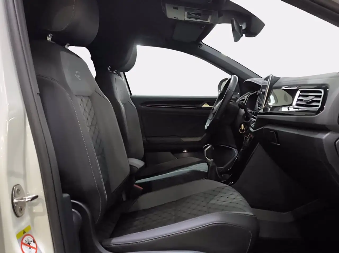 Volkswagen T-Roc 2.0 tdi r-line 115cv 8