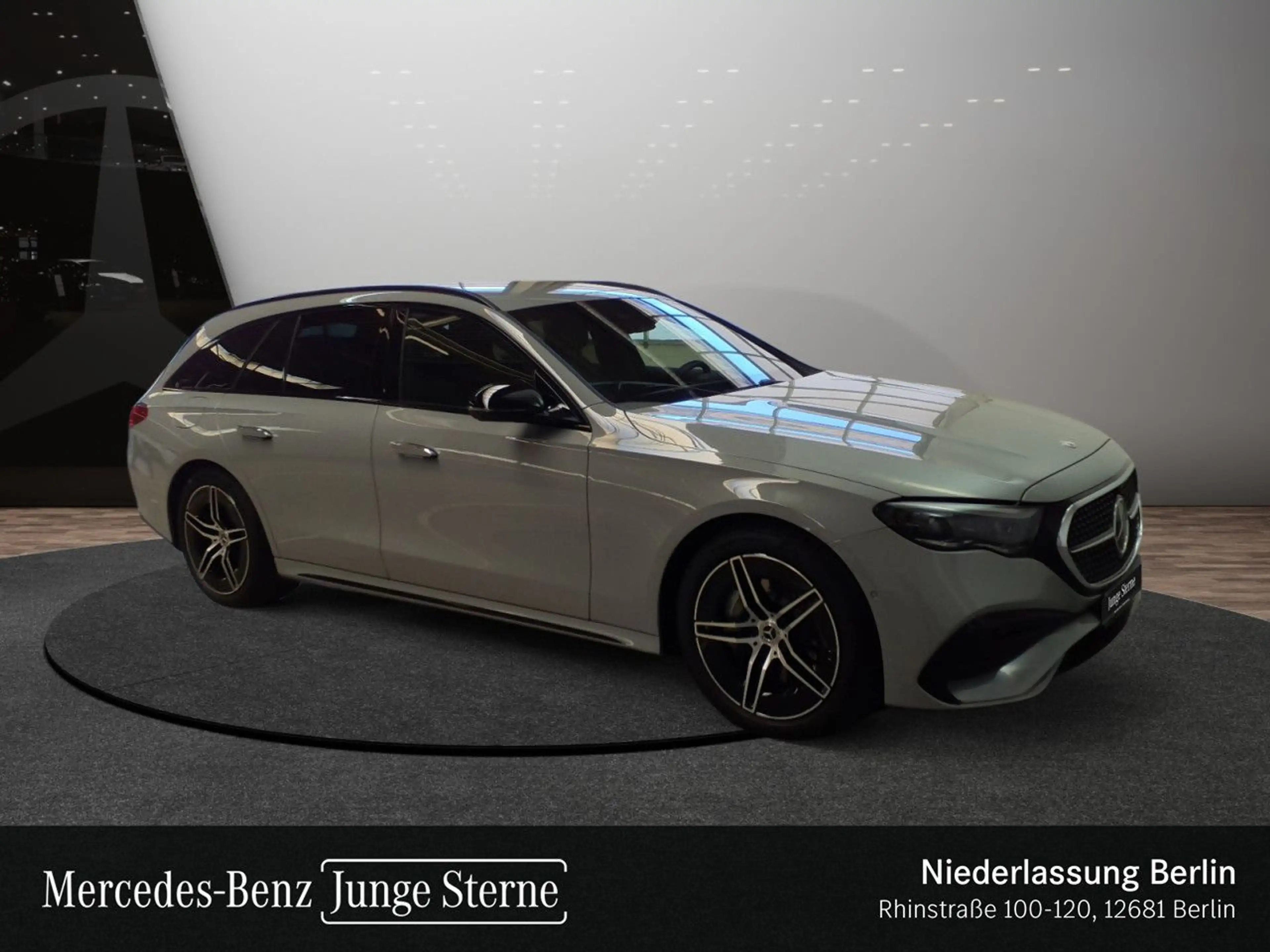 Mercedes-Benz E 300 de T AMG Fahrass 360° Burmester Distr. AHK — photo 5