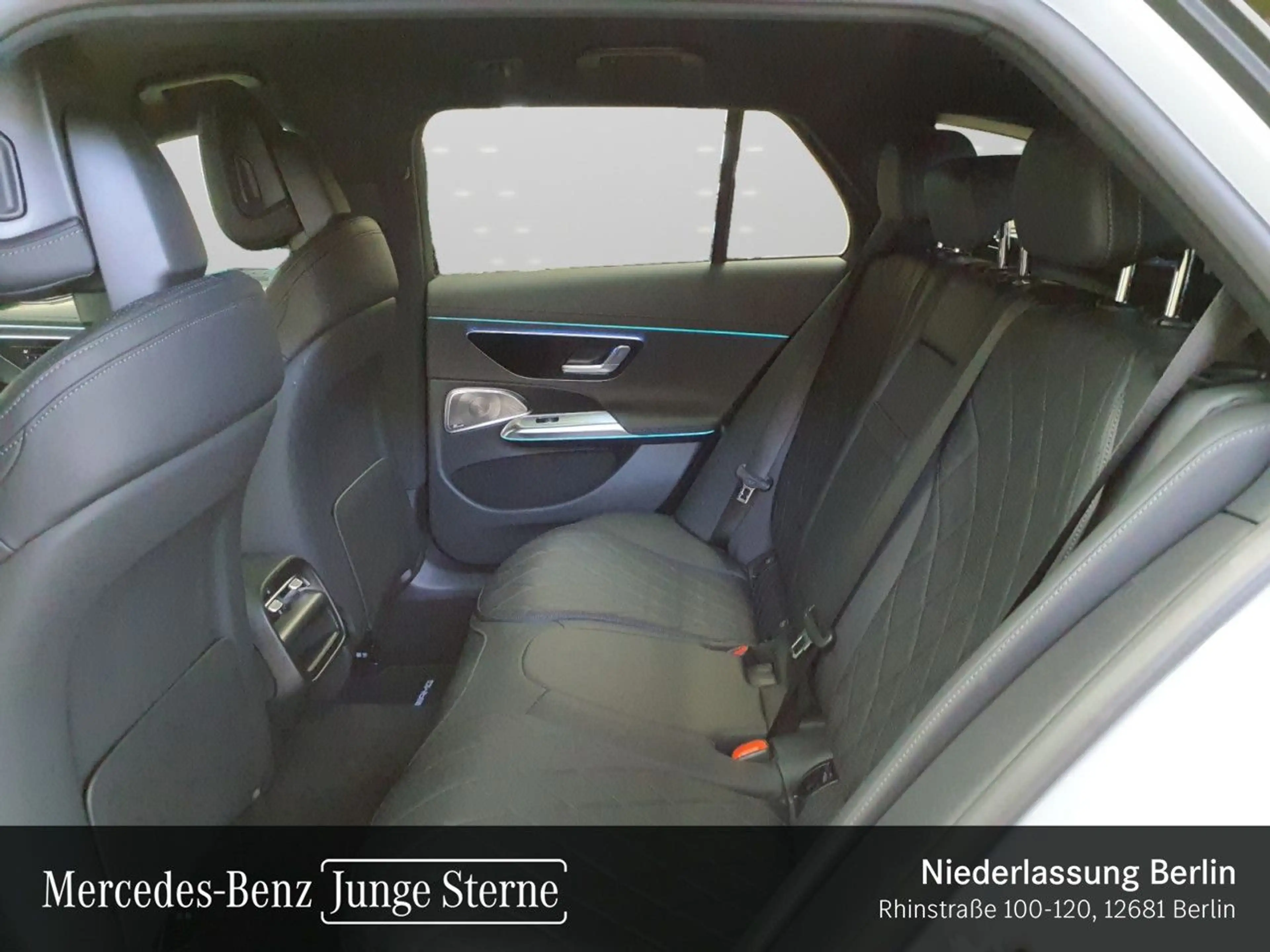Mercedes-Benz E 300 de T AMG Fahrass 360° Burmester Distr. AHK — photo 12