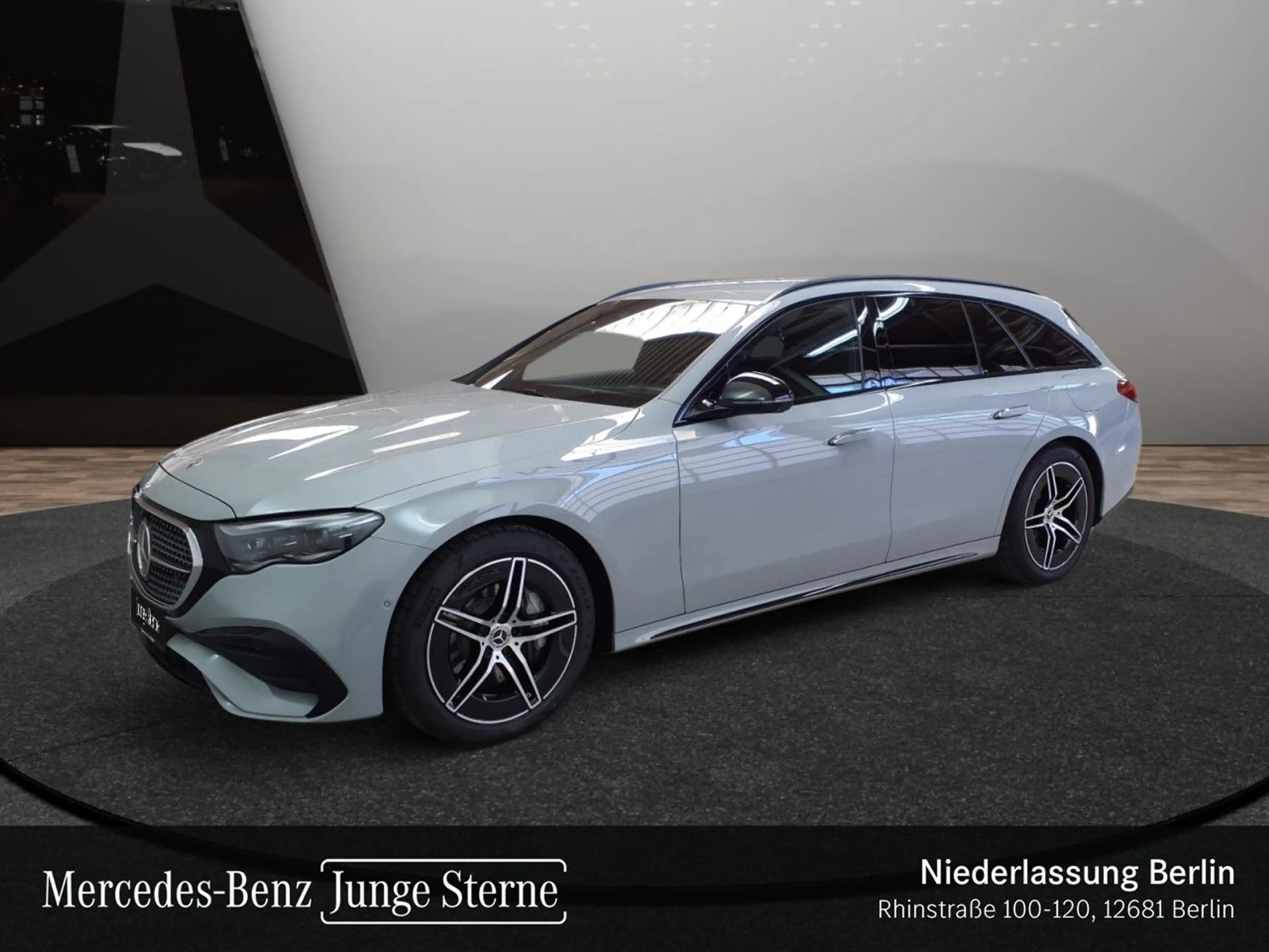Mercedes-Benz E 300 de T AMG Fahrass 360° Burmester Distr. AHK — photo 2