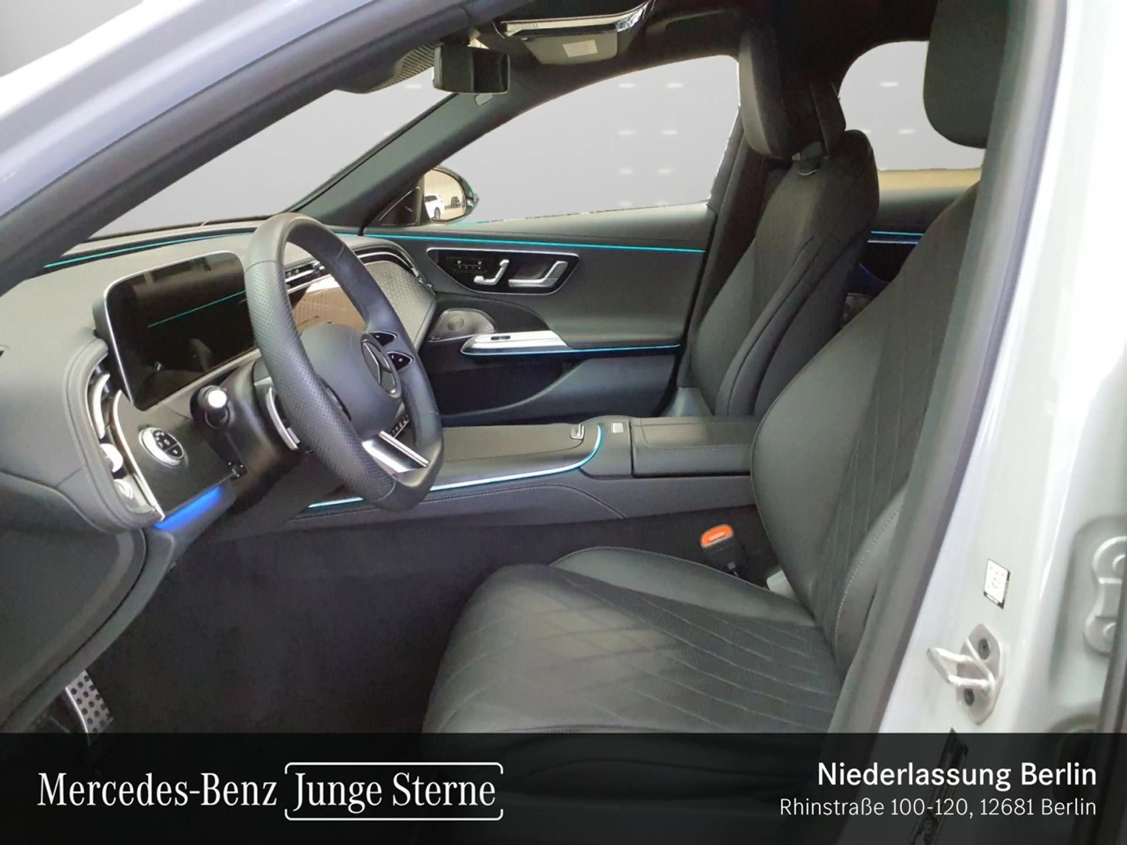 Mercedes-Benz E 300 de T AMG Fahrass 360° Burmester Distr. AHK — photo 11