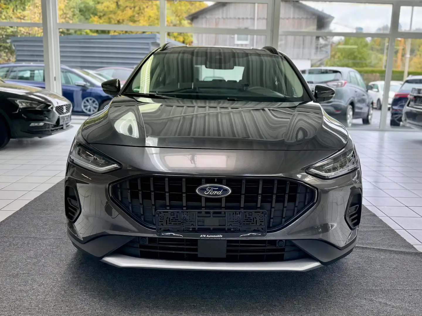 Ford Focus Active X*RFK*Head-up-Display*SPH-ASS*LED*NAVI* Grau - 2