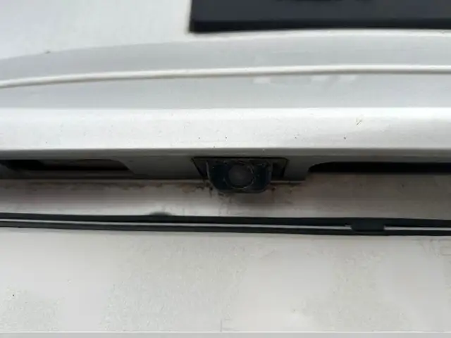 DR Automobiles DR4.0 view 6