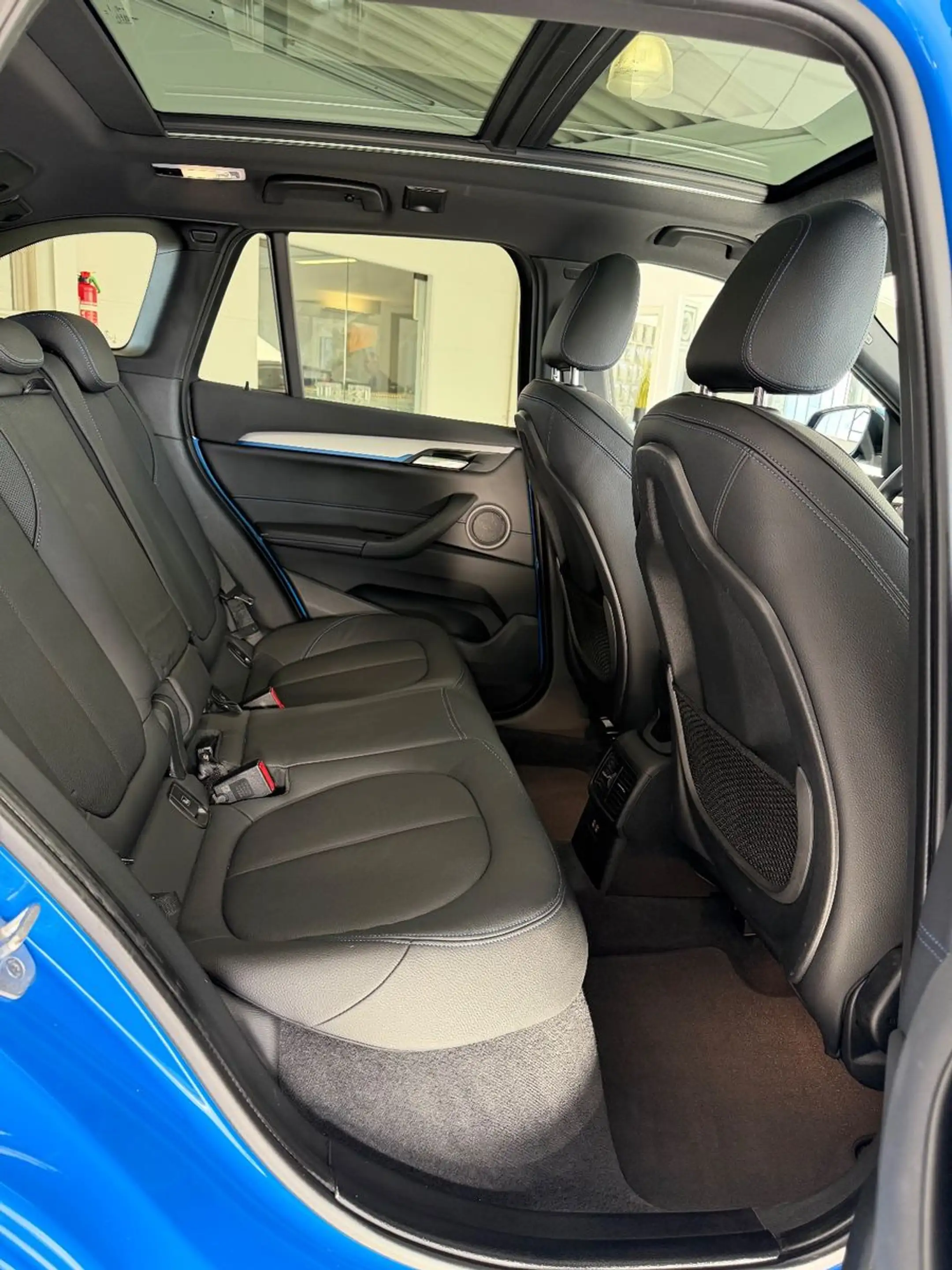 BMW X1 xDrive 25 e M Sport, PANO, LEDER, AHK, HEADUP — photo 12