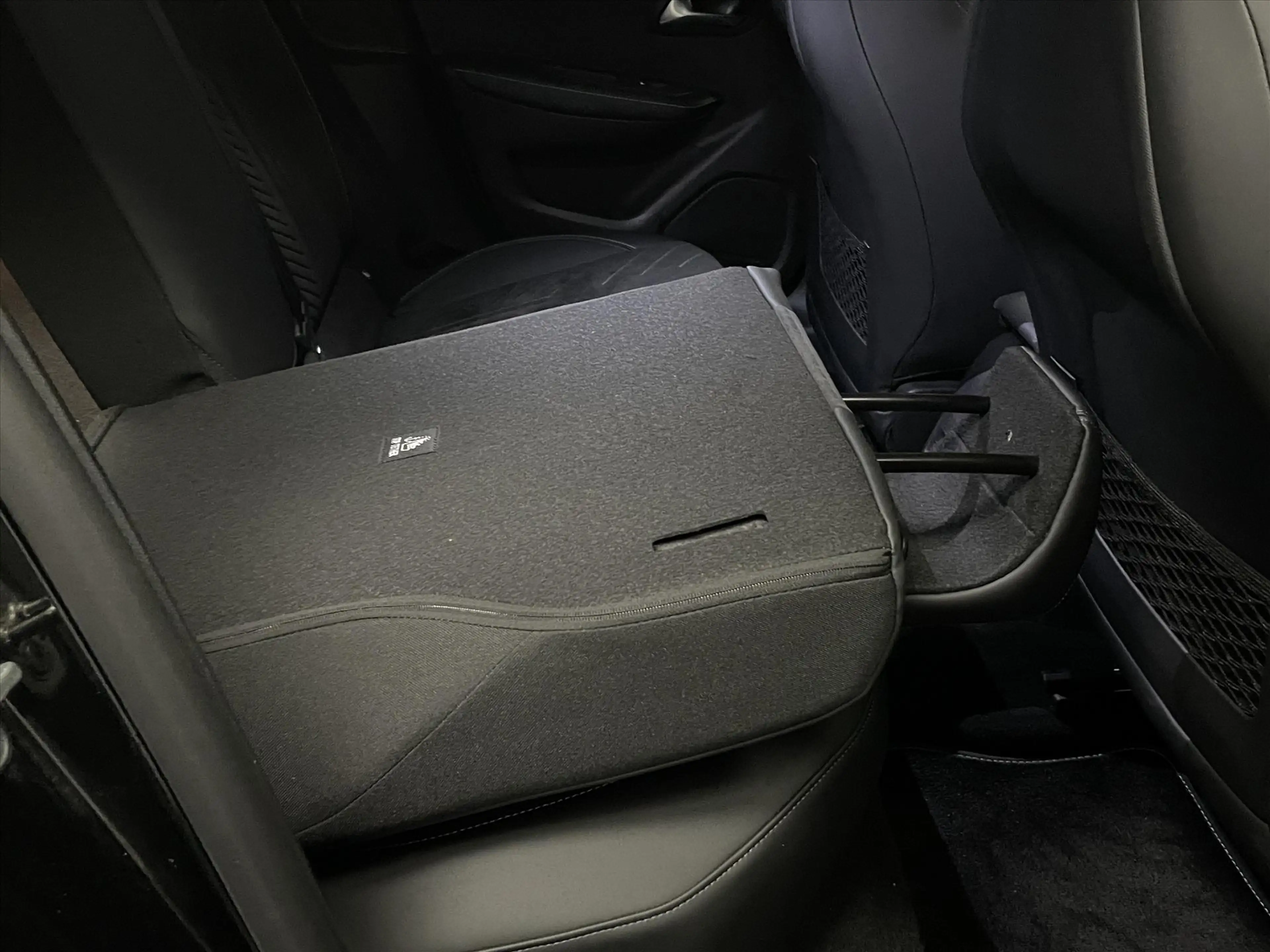 Peugeot e-208 GT PACK EV 50kWh 156pk SOH 96% Alcantara massage — photo 21