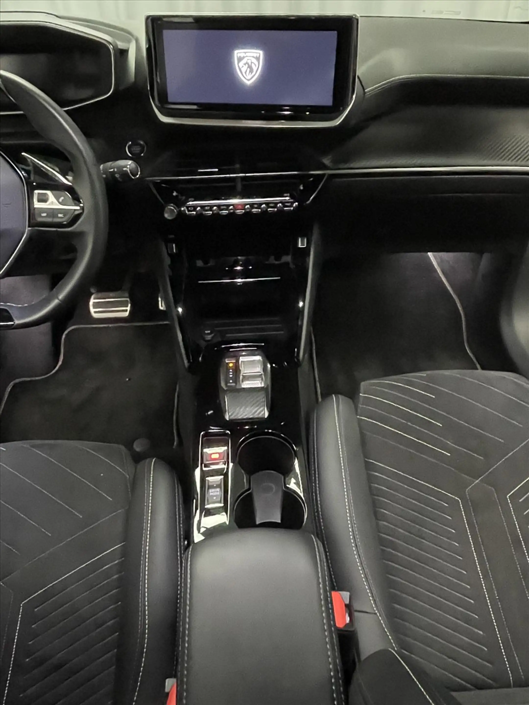 Peugeot e-208 GT PACK EV 50kWh 156pk SOH 96% Alcantara massage — photo 26