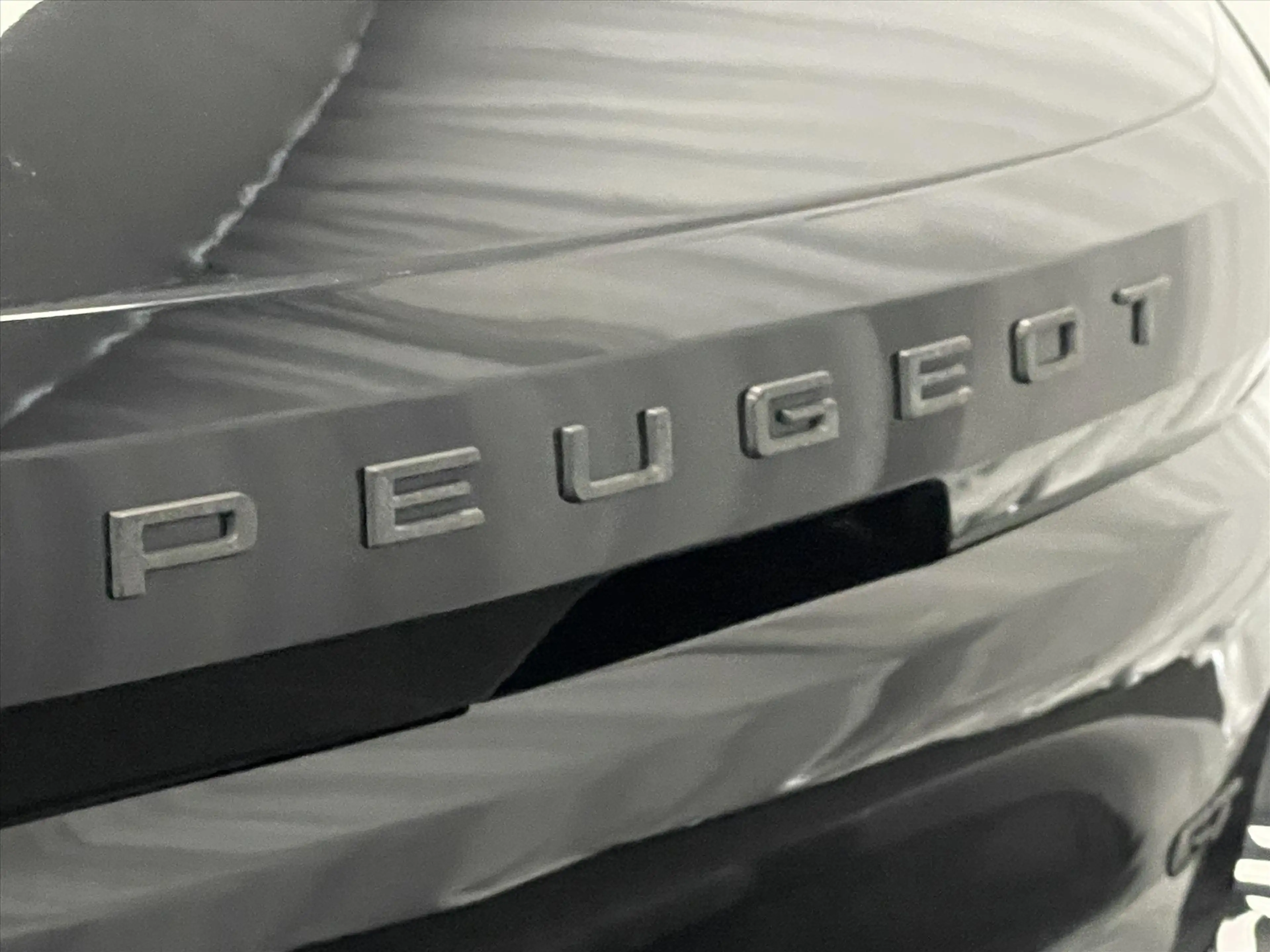 Peugeot e-208 GT PACK EV 50kWh 156pk SOH 96% Alcantara massage — photo 19