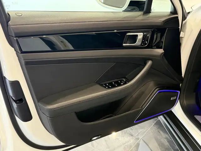 Porsche Panamera 2.9 4 E-Hybrid**BOSE**PANO**SOFT-CLOSE**SHZ**LH** Ansicht 12