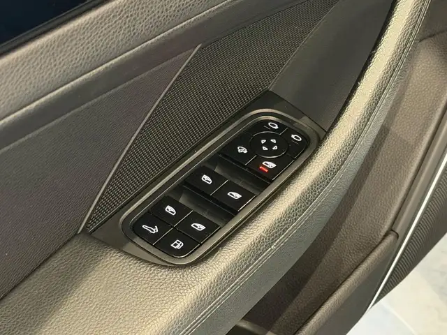 Porsche Panamera 2.9 4 E-Hybrid**BOSE**PANO**SOFT-CLOSE**SHZ**LH** Ansicht 14