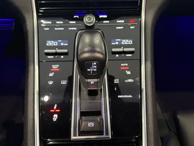 Porsche Panamera 2.9 4 E-Hybrid**BOSE**PANO**SOFT-CLOSE**SHZ**LH** Ansicht 33