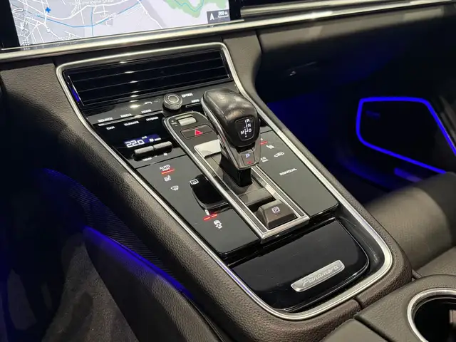 Porsche Panamera 2.9 4 E-Hybrid**BOSE**PANO**SOFT-CLOSE**SHZ**LH** Ansicht 32