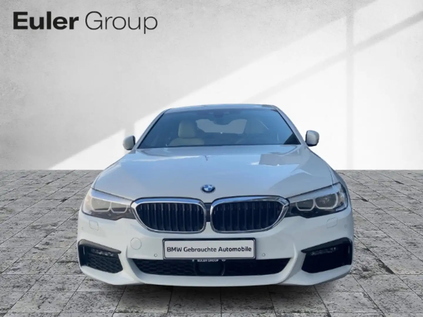 BMW 520 d xDrive Limousine Sportpaket HUD Navi Leder Digit Weiß - 2