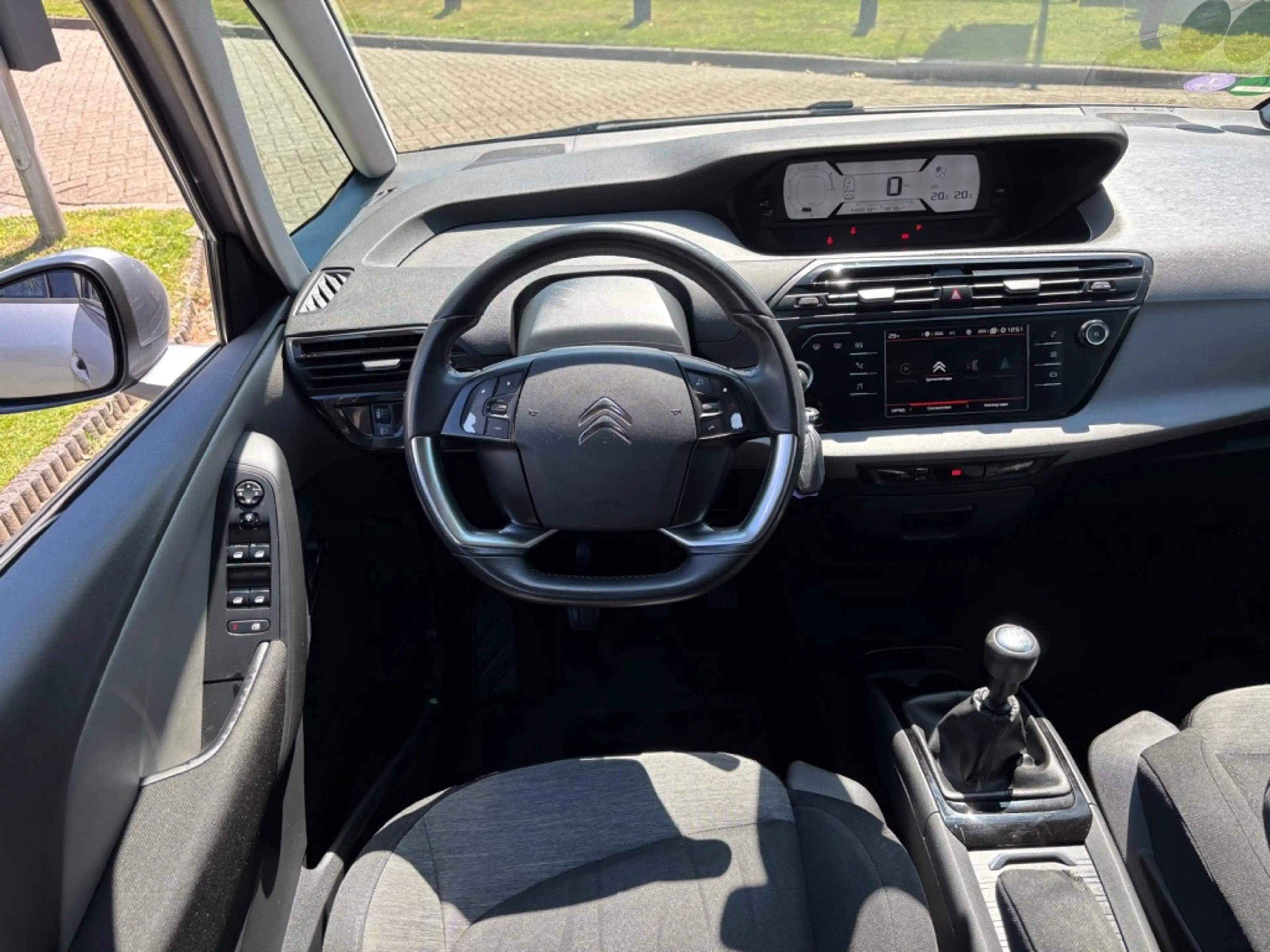 Citroen Grand C4 Picasso 1.2 Benzine 7-Persoons 2016 Trekhaak Nieuwe Distri — photo 13