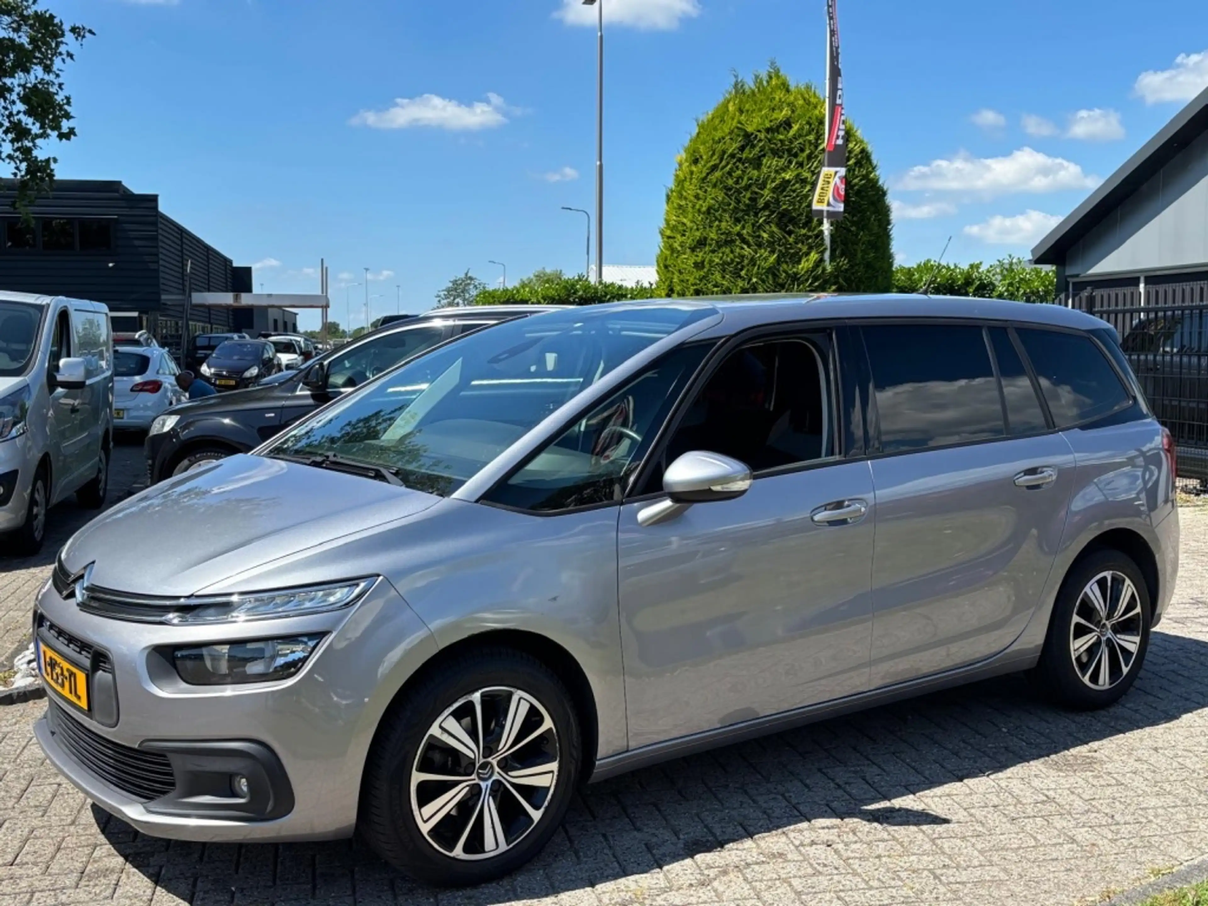 Citroen Grand C4 Picasso 1.2 Benzine 7-Persoons 2016 Trekhaak Nieuwe Distri — photo 4