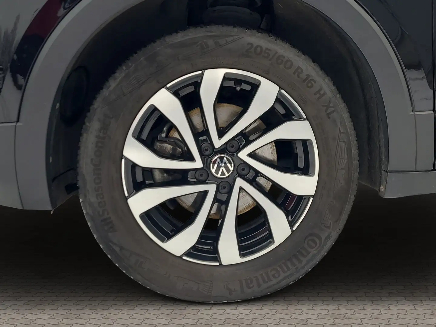 Volkswagen T-Cross 1.0 TSI Active OPF (EURO 6d) Schwarz - 2