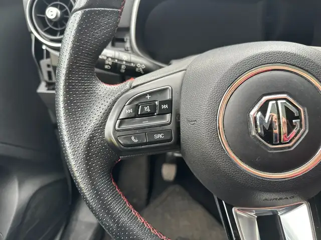 MG ZS view 12