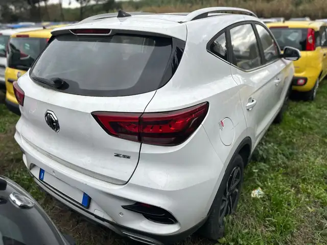 MG ZS view 2