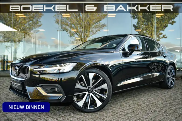 Volvo S60 2.0 B4 Inscription ** Panodak ** Trekhaak ** Memor