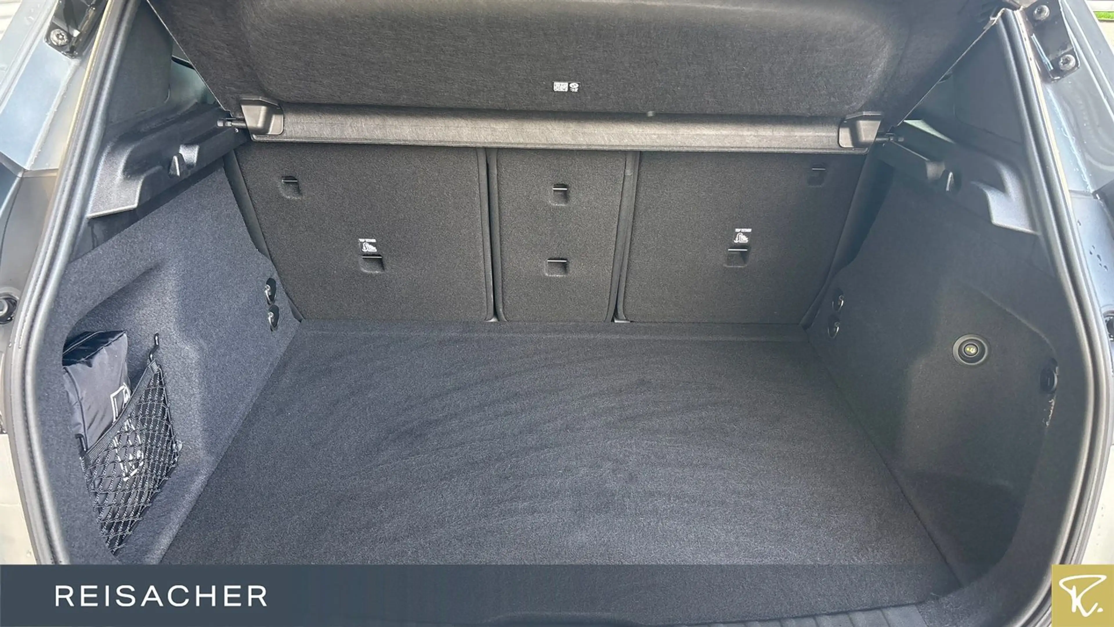 BMW 220 220i A Active Tourer M-Sport,Pano,AHK,ACC, — photo 10