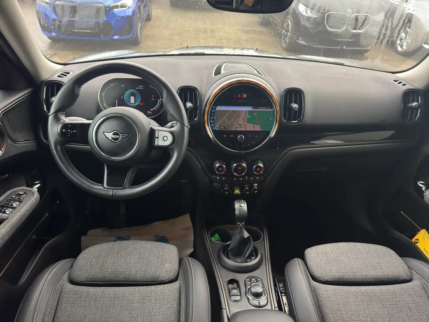 MINI Cooper SE Countryman Navi Komfortzugang SH Grau - 2