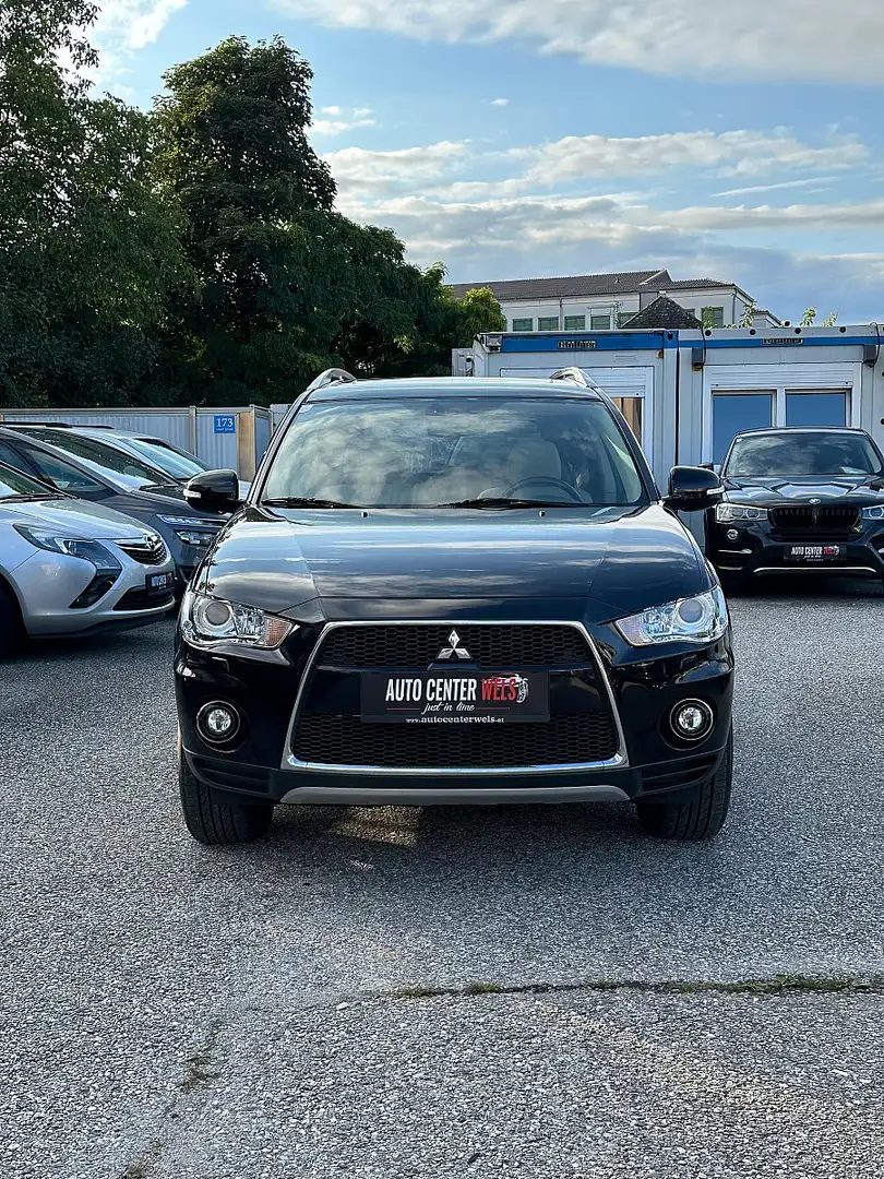 Mitsubishi Outlander 2,2 DI-D Instyle Noir - 2