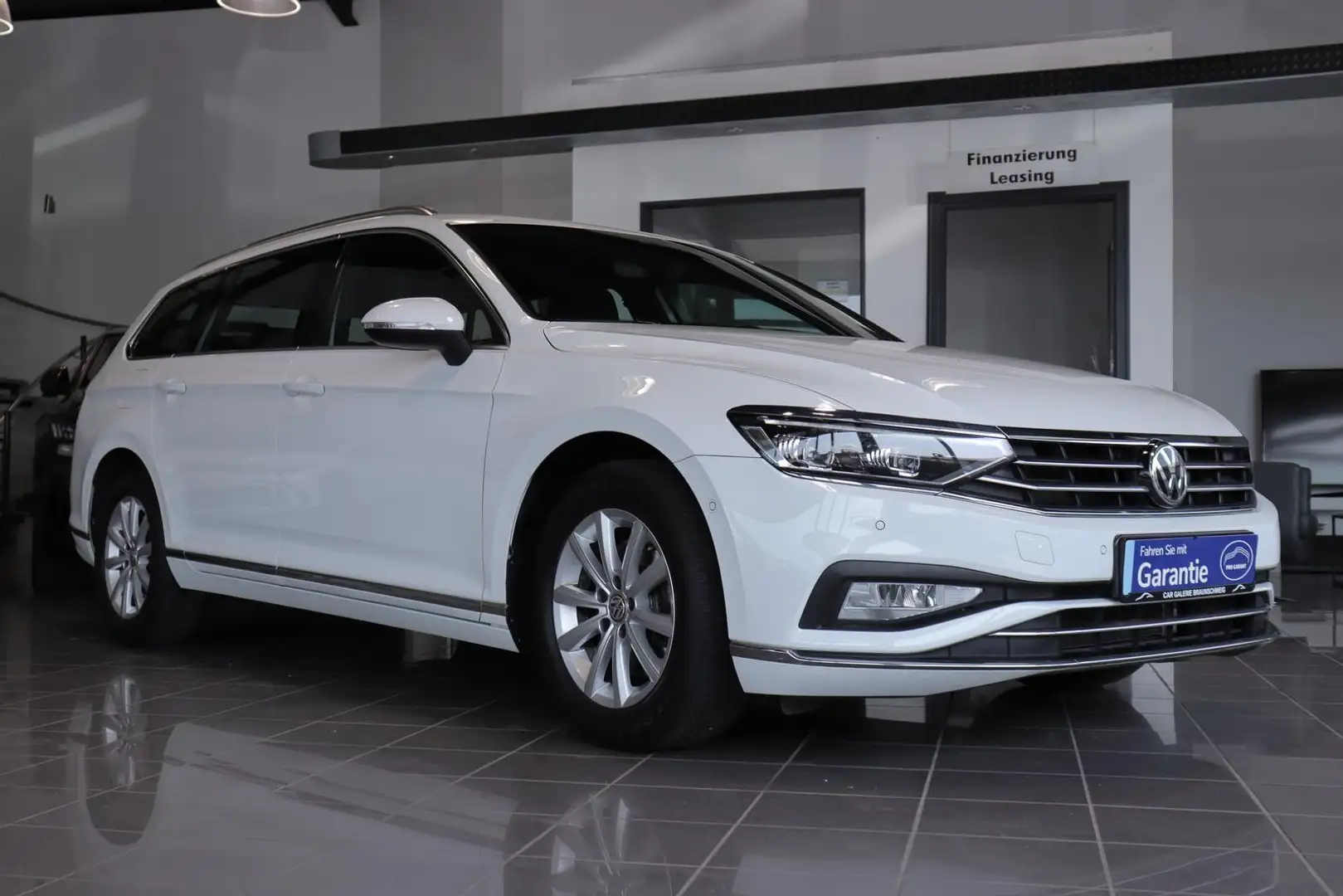 Volkswagen Passat Variant Passat Var 2.0 TDI Elegance *IQ-LIGHT*KAMERA*ACC Weiß - 2