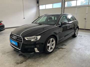 Sportback 1.6 TDI*Xenon*PDC*NAVI*AHK* SHZ+LM+PDC+S