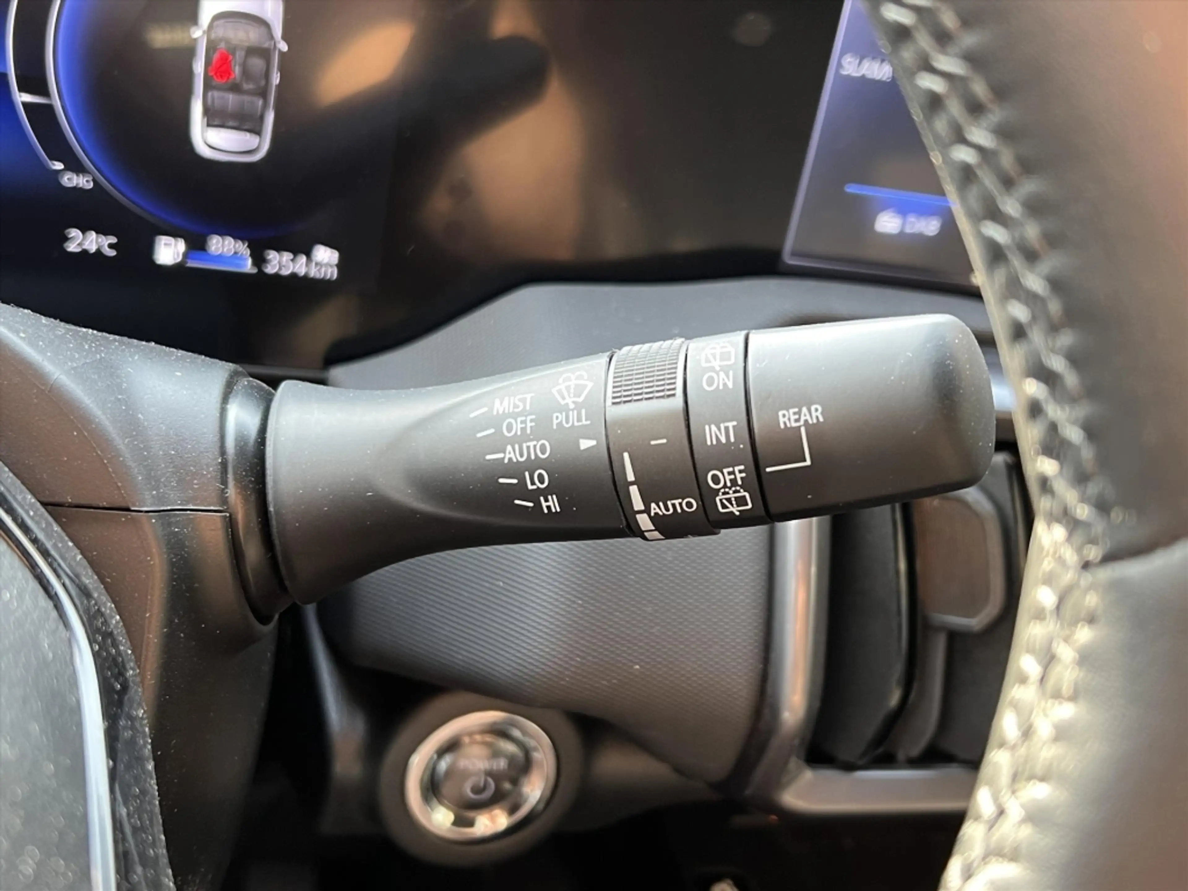 Toyota Urban Cruiser 61,1 kWh 174pk Executive | JBL, Stoel- Stuurverwar — photo 19