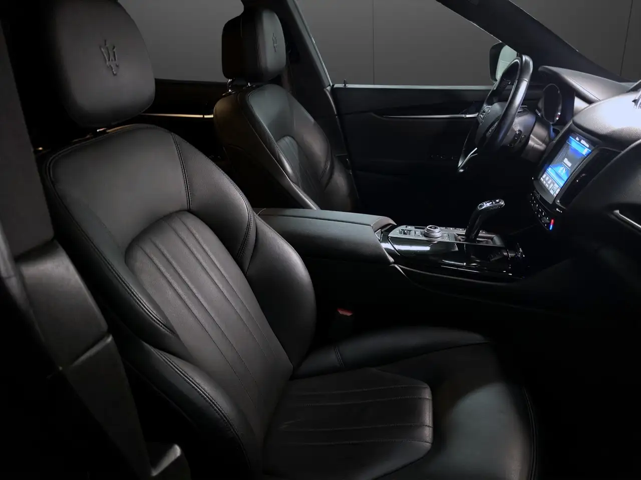 Maserati Levante 2021 — фото 15