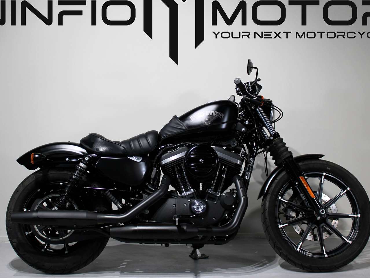 Harley-Davidson Sportster 883 iron