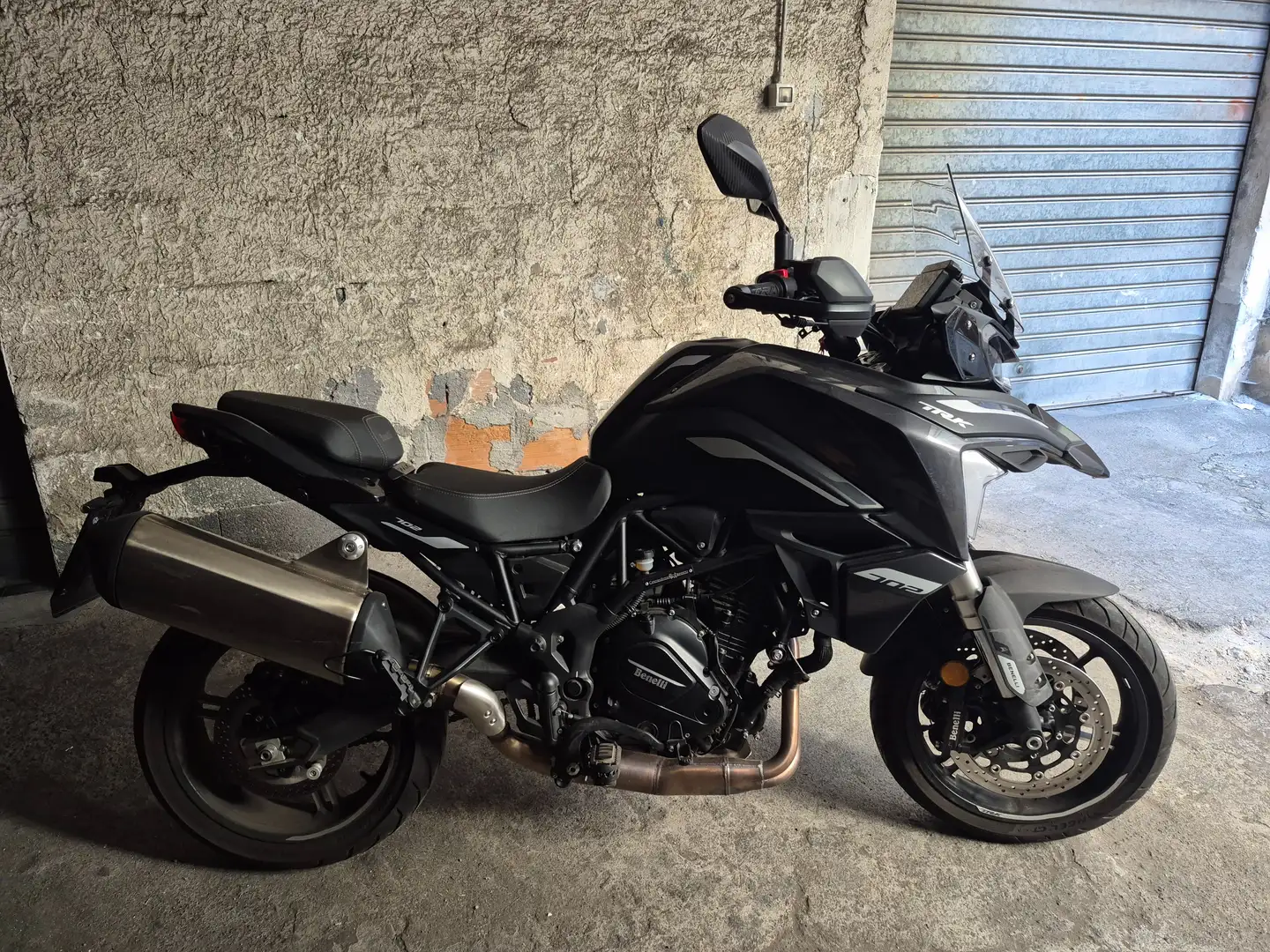 Benelli TRK 702 Stradale Nero - 1
