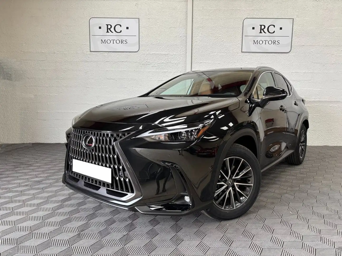 Lexus NX 350h 2WD Luxe *0KM *FRANCE *CAM 360 *ACC *NAV *CARPLAY Noir - 1