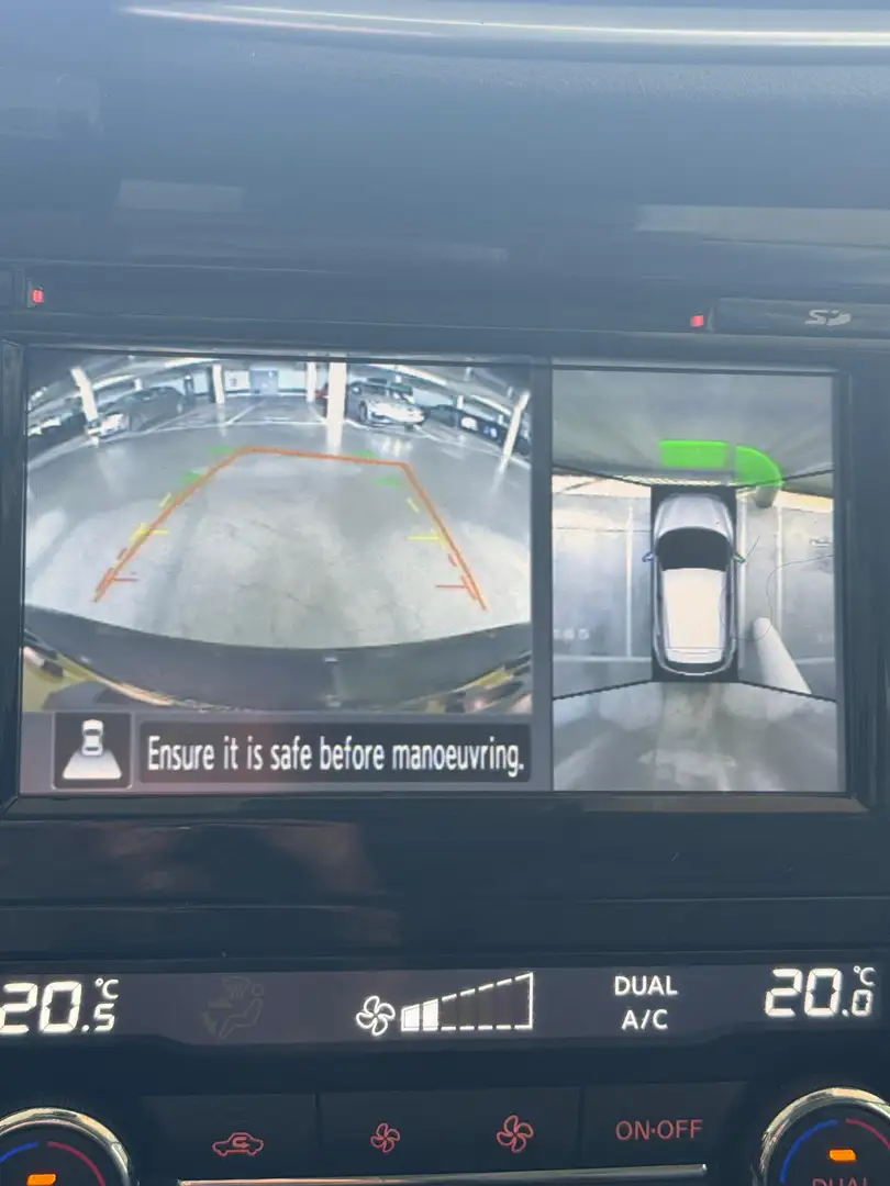 Nissan Qashqai panaromic roof | well maintained - 1