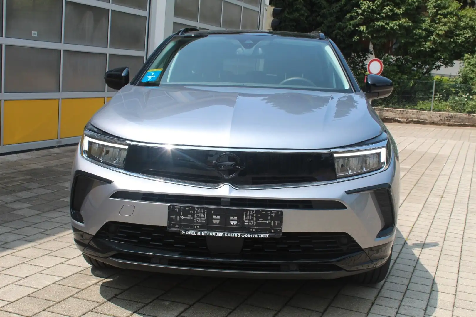 Opel Grandland X Grandland 1,2 GS LINE AUTOMATIK~NAVI~KAMERA Grau - 2