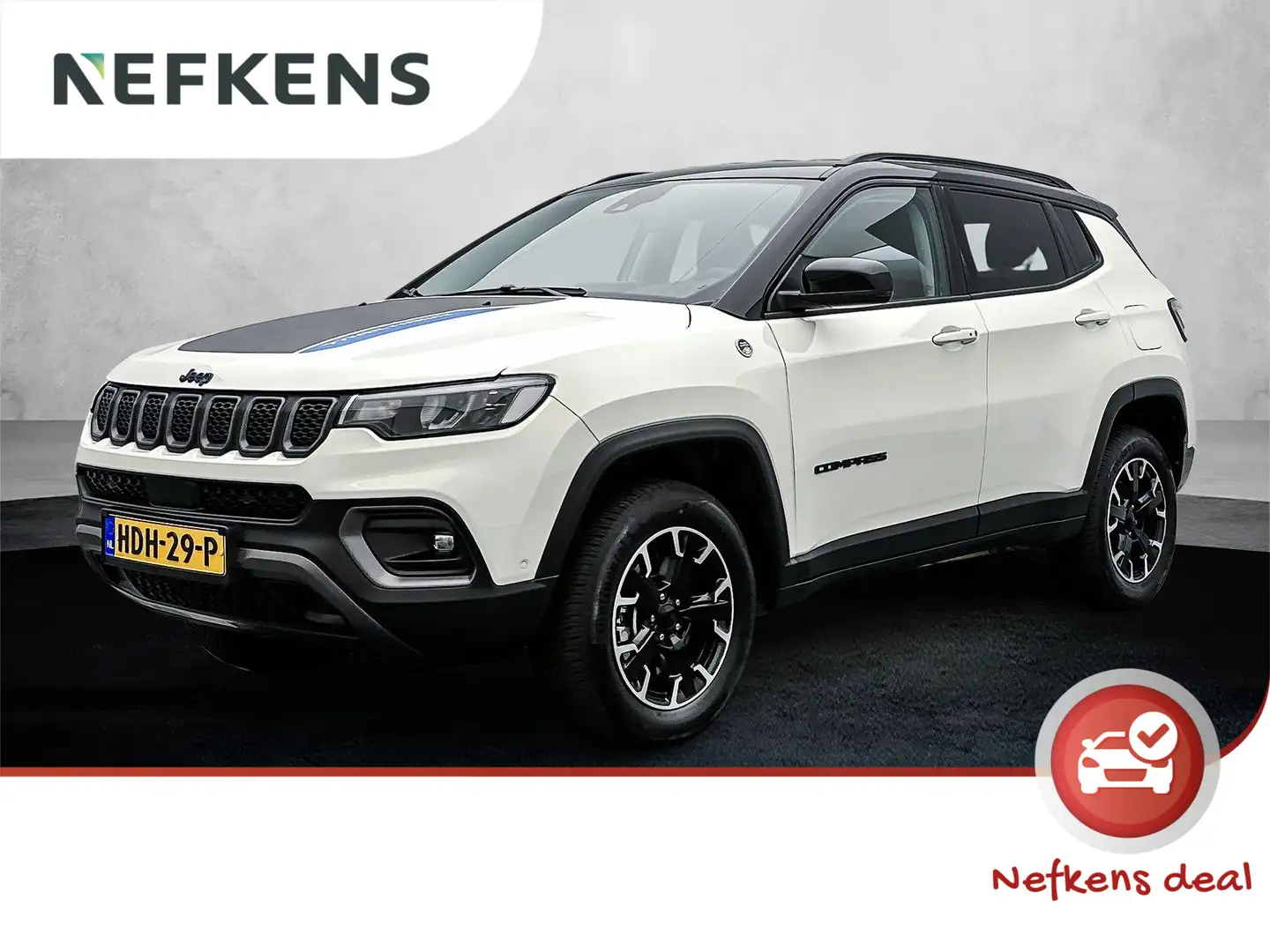 Jeep Compass SUV Trailhawk 240 pk Automaat | Navigatie | Achter Wit - 1