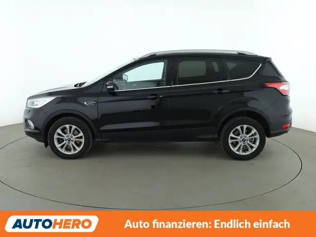 Ford Kuga view 3