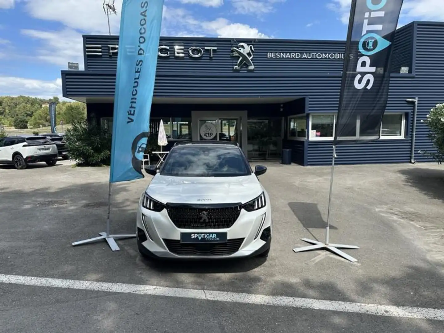 Peugeot 2008 1.2 PureTech 130ch S\u0026S GT EAT8 Blanc - 2