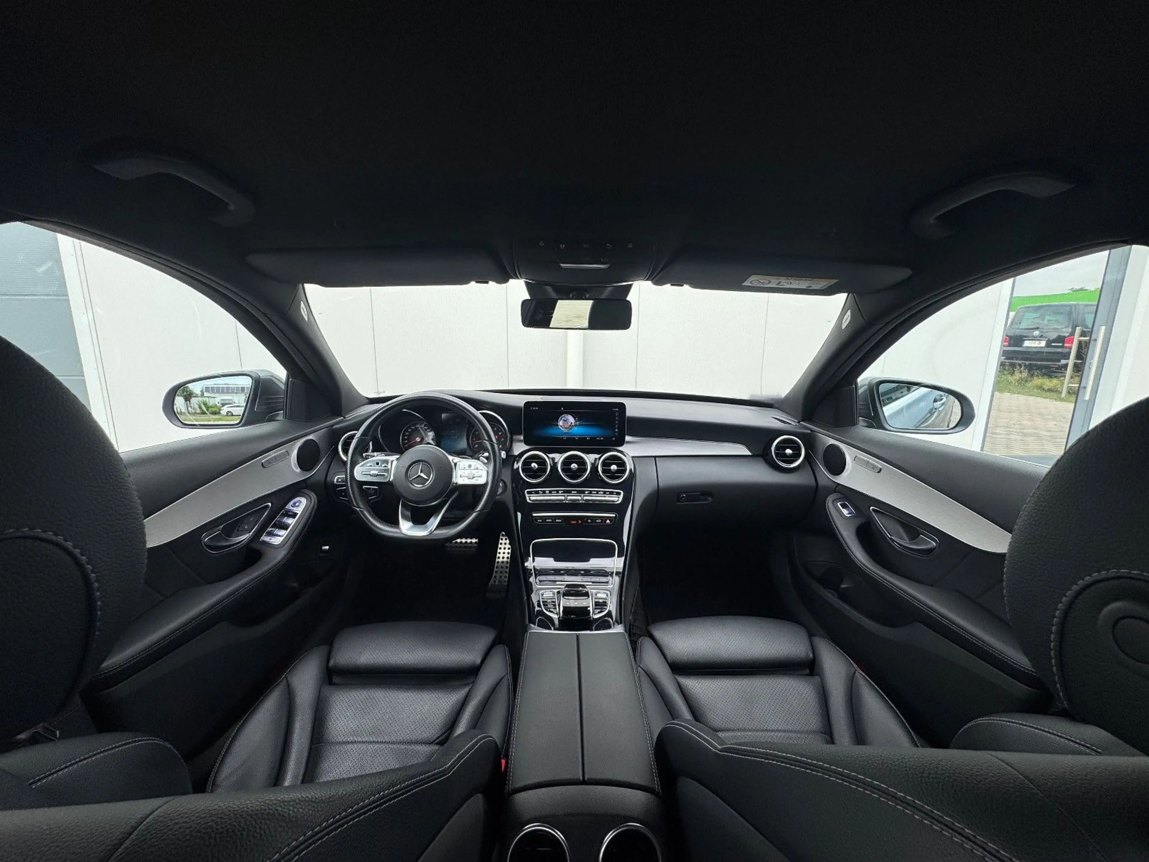 Mercedes-Benz C 180 CGI LIMO AMG-LINE LED MULTIBEAM AHK TOP — photo 15