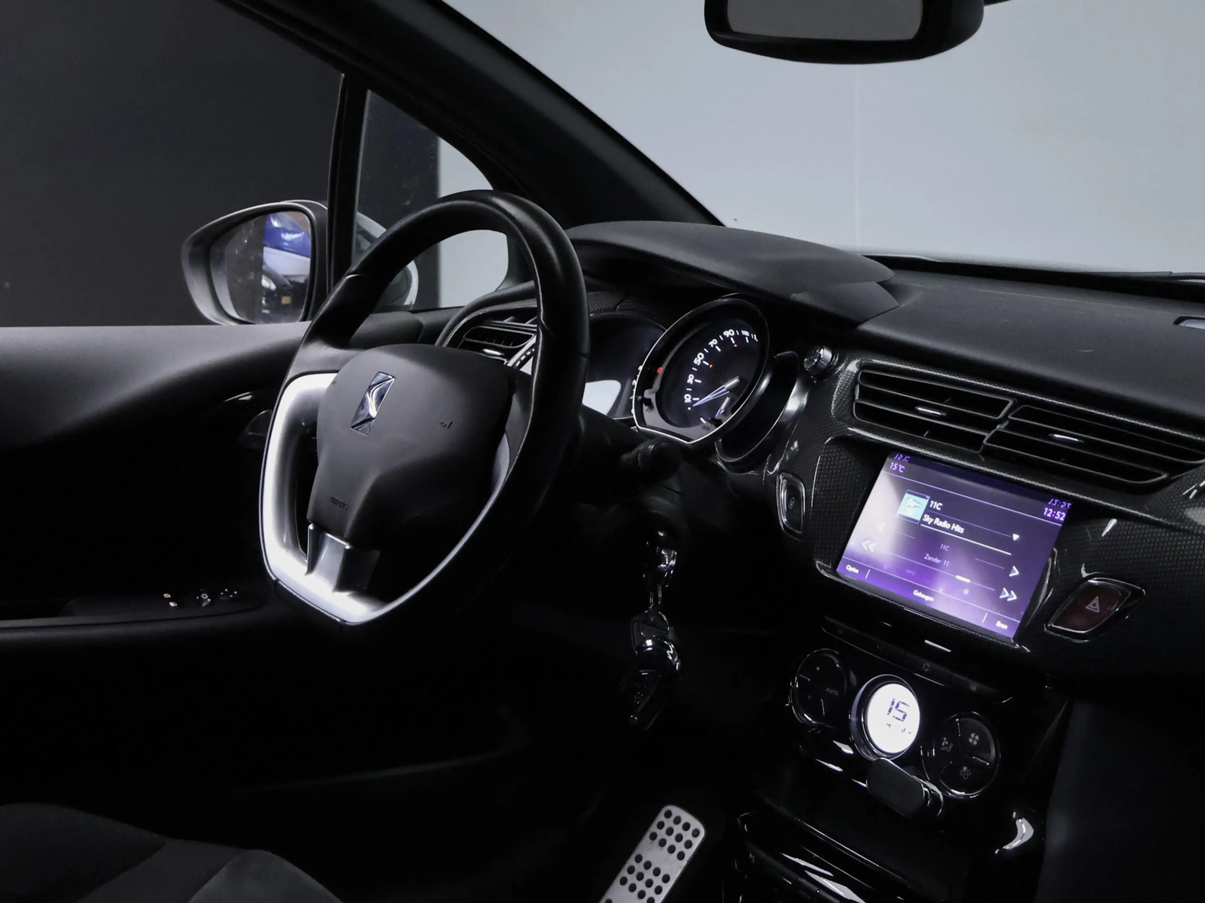 DS Automobiles DS 3 1.2 PureTech Business Sport NIEUWE DISTRIBUTIE (NA — photo 26