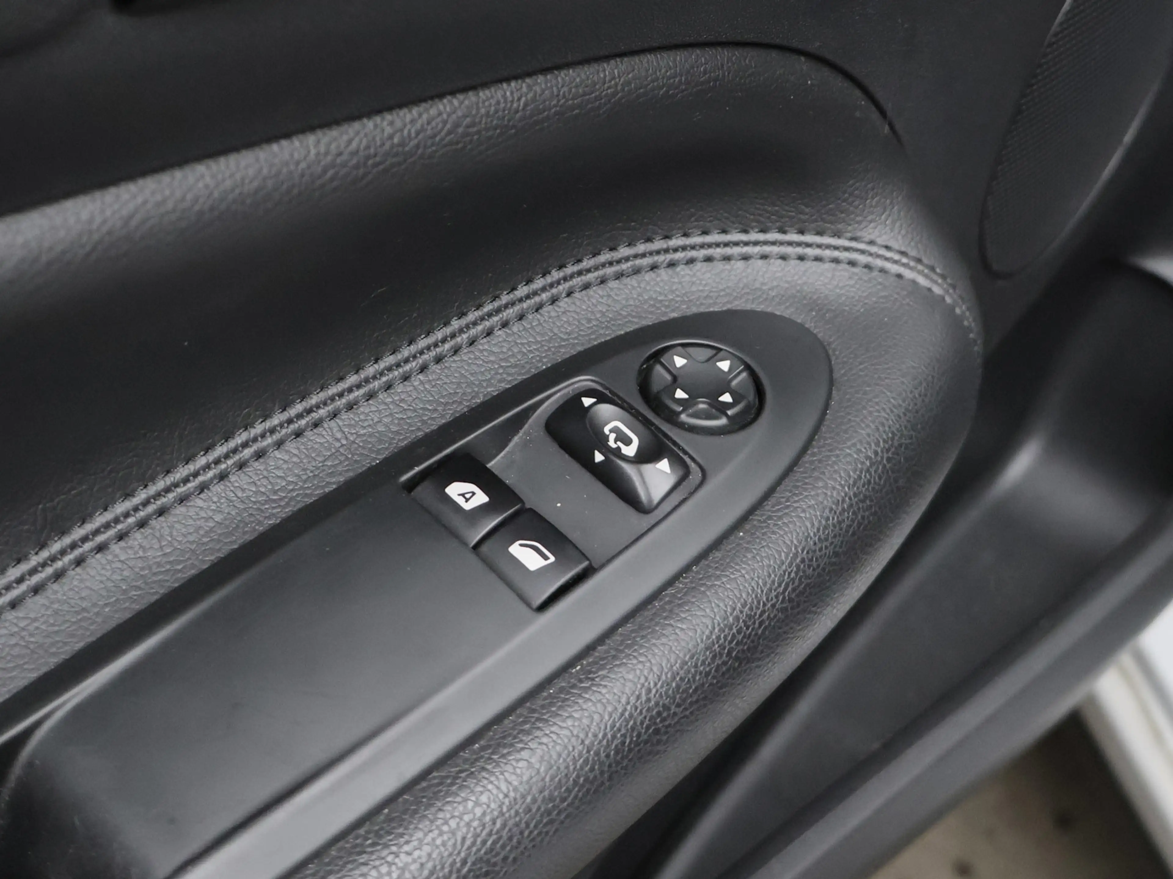 DS Automobiles DS 3 1.2 PureTech Business Sport NIEUWE DISTRIBUTIE (NA — photo 20
