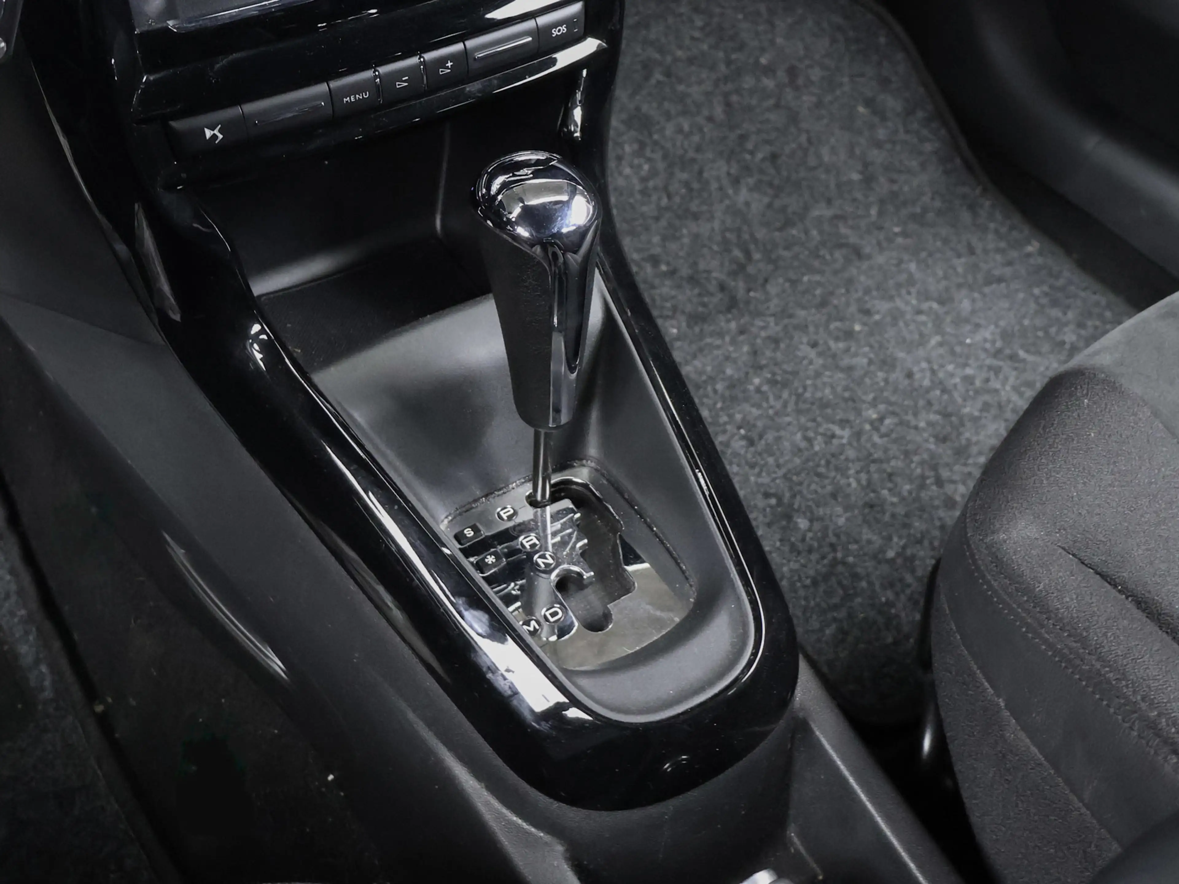 DS Automobiles DS 3 1.2 PureTech Business Sport NIEUWE DISTRIBUTIE (NA — photo 18