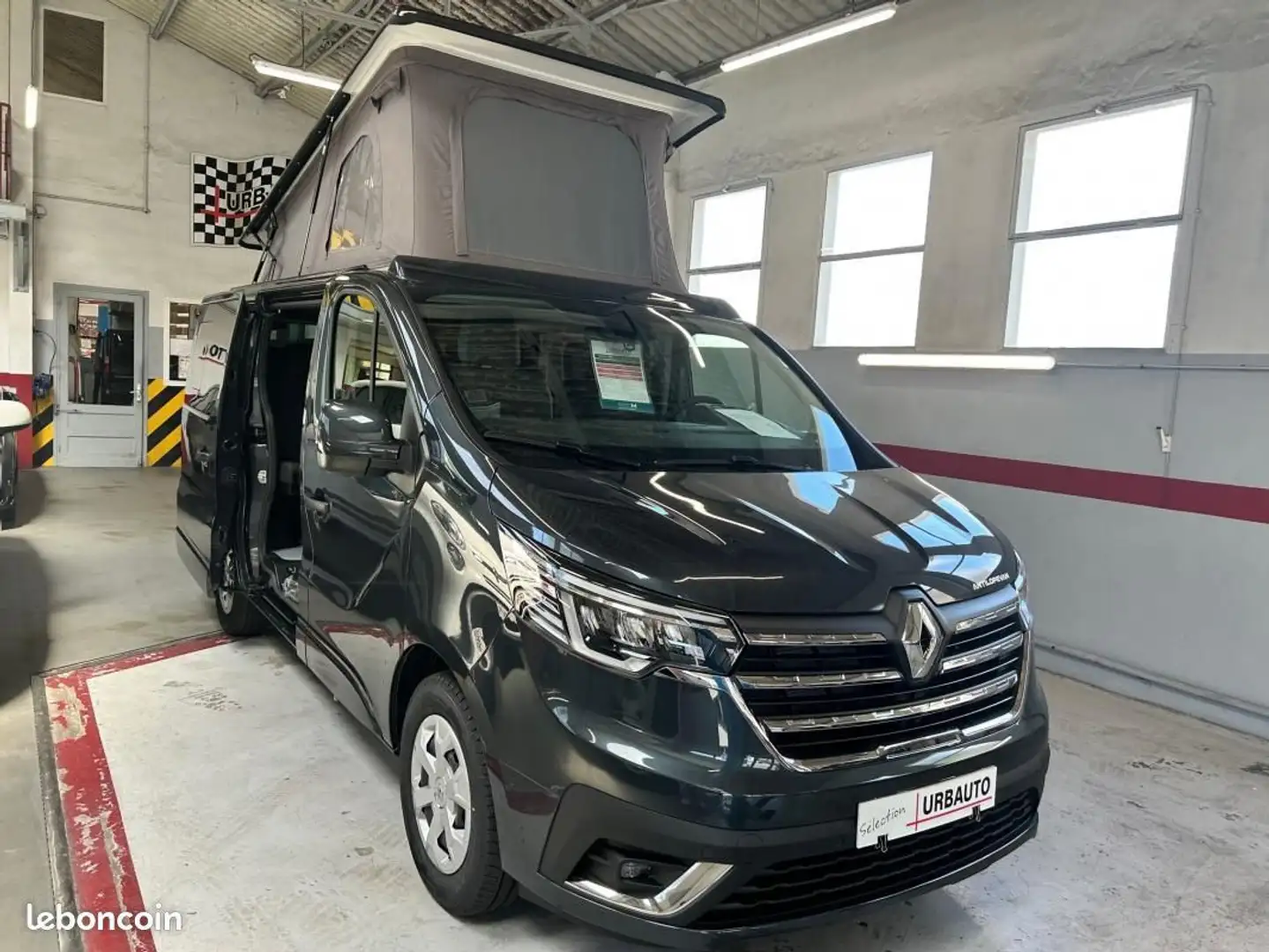 Renault Trafic FLEX 5 ANTILOPE VAN L1H1 CONFORT %2B BLUEDCI 150 EDC AMENAGE PLACES 4 COUCHAGES Gris - 1