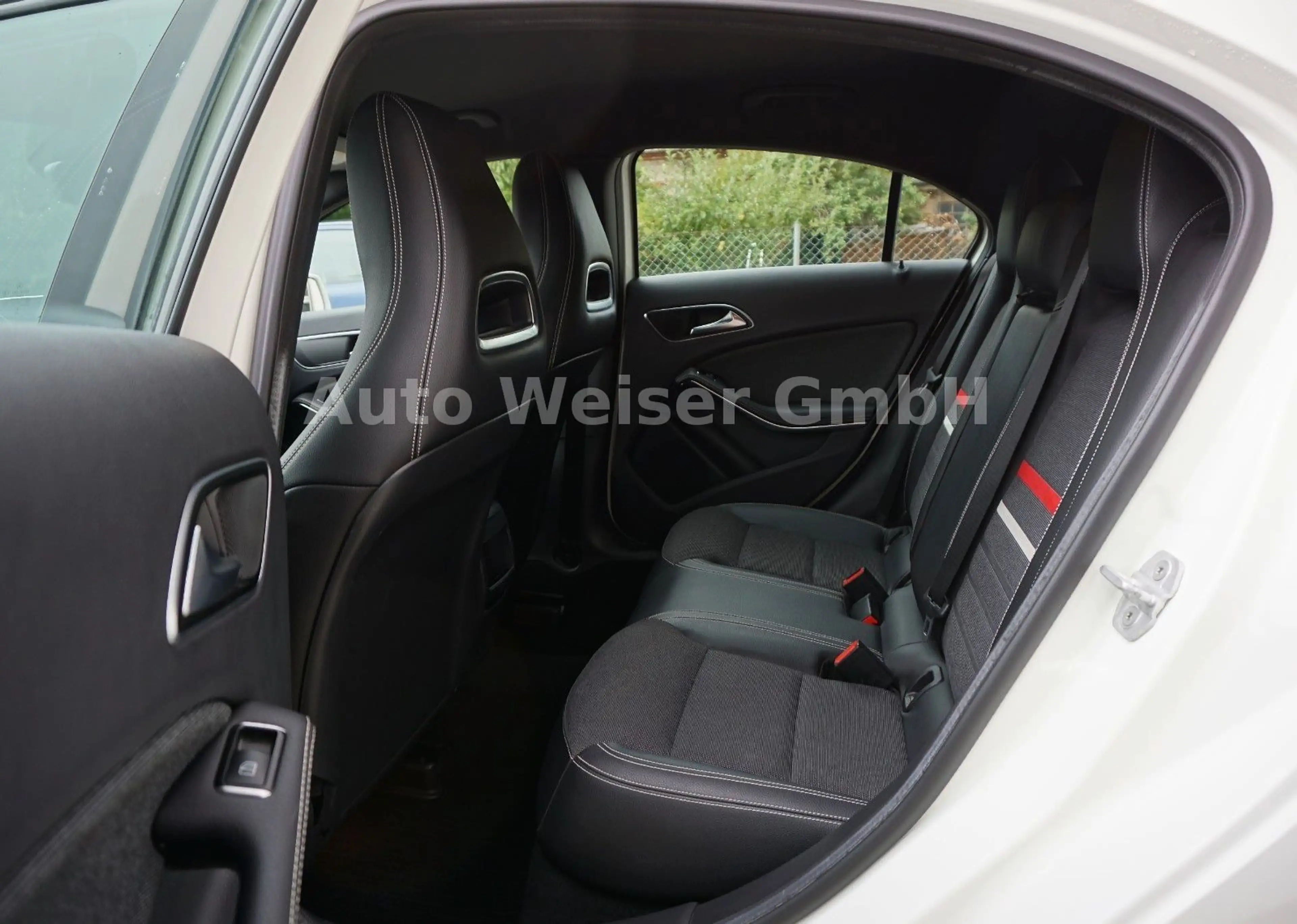Mercedes-Benz A 180 CDI / d BlueEfficiency — photo 14