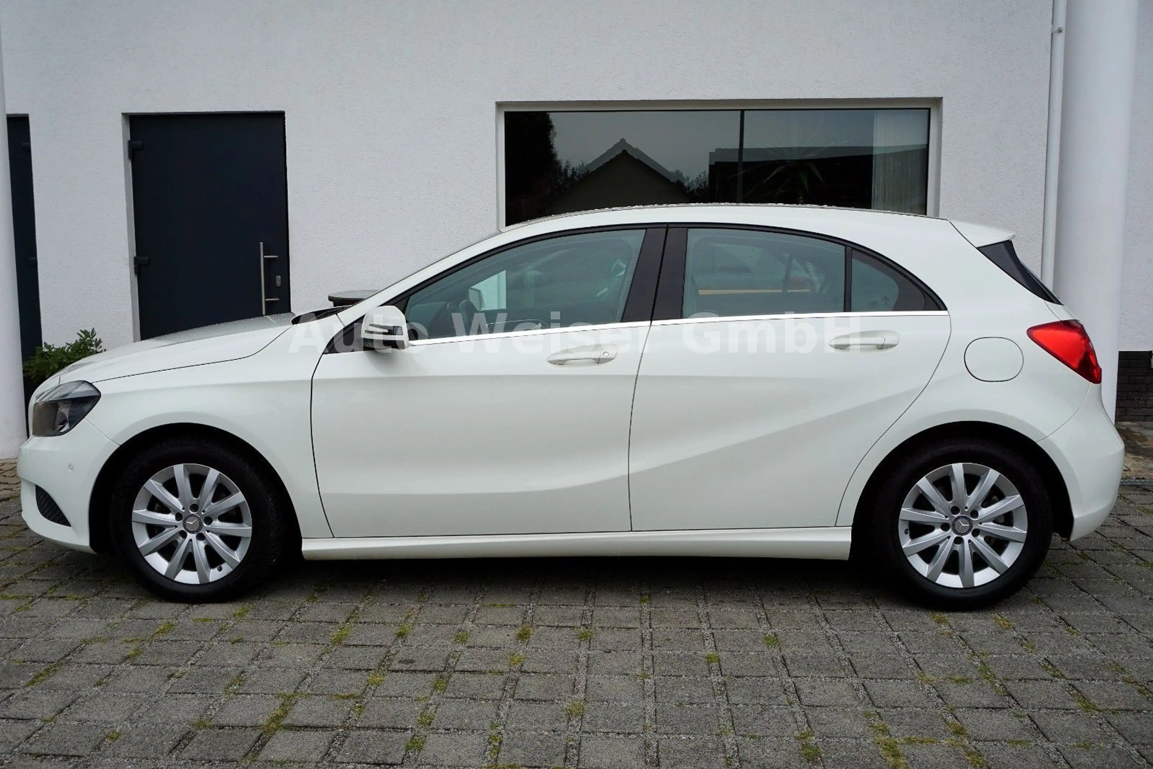 Mercedes-Benz A 180 CDI / d BlueEfficiency — photo 9